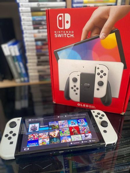 Прошитая игровая приставка Nintendo Switch OLED (чипованная) + 10 игр, Гарантия 22111 фото