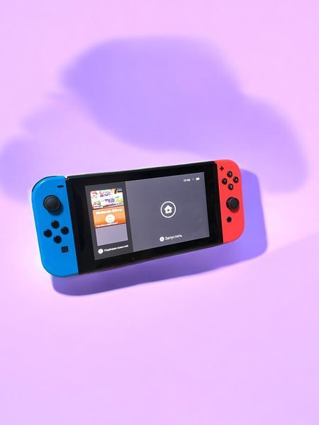 Прошитая портативная консоль Nintendo Switch 128 ГБ (чипованная) + 10 игр, Гарантия 22111 фото