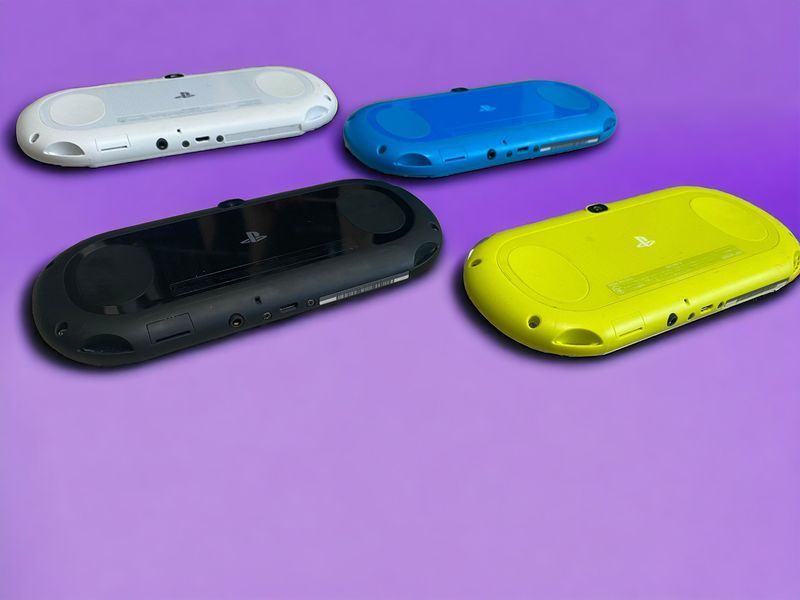 Кишенькова ігрова приставка Playstation Vita + 30 ігор + Гарантія 2187962834 фото