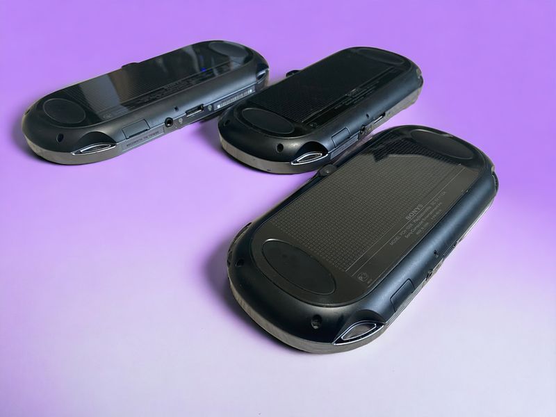 Портативна ігрова приставка Playstation Vita Fat 128 ГБ + 30 ігор + Гарантія 2359117802 фото