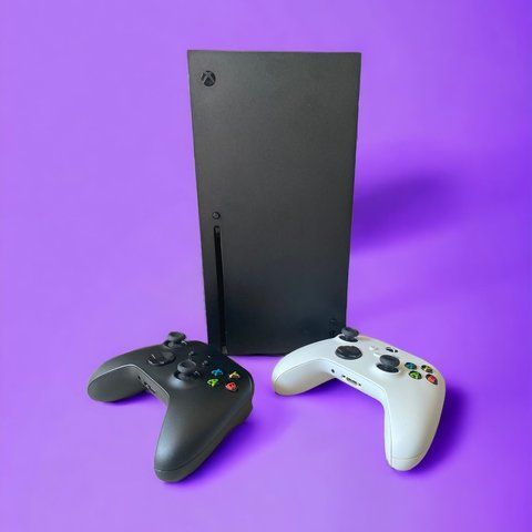 Стаціонарна ігрова консоль Xbox Series X, 2 джойстики + Гарантія 02210 фото