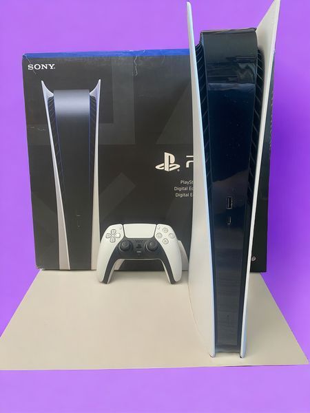 Стаціонарна ігрова консоль PlayStation 5 без дисковода, 2 джойстика + Гарантія 2209384140 фото