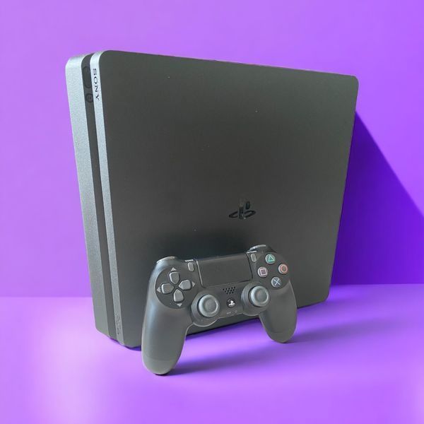 Стационарная игровая консоль PlayStation 4 Slim 500 ГБ 9.0+1 джойстик 02210 фото